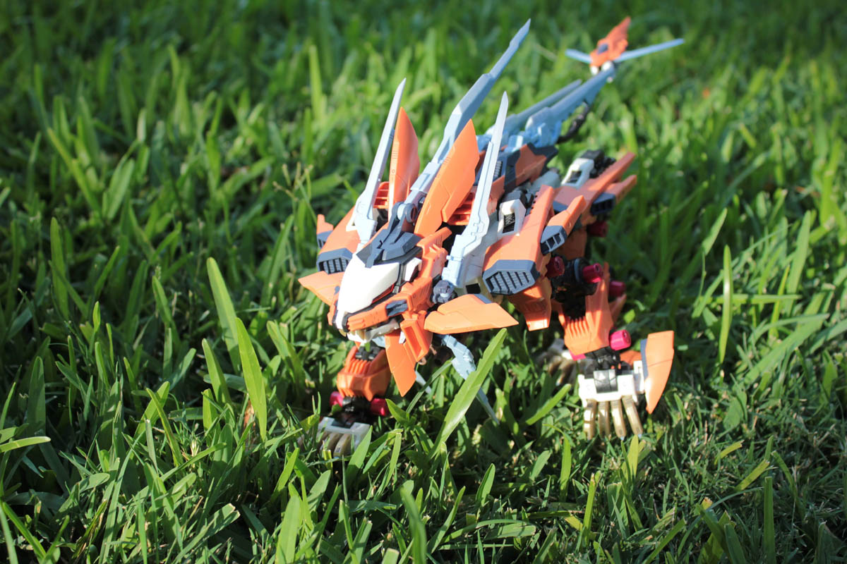 Zoids model kits: A Zoid in the grass